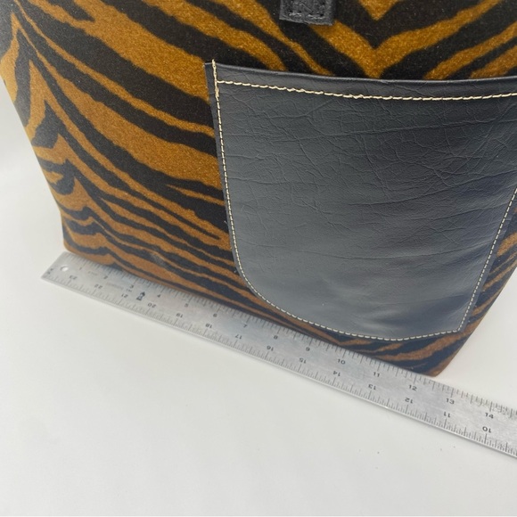 NEW Animal Tiger Skin Print Tote Bag Women Shoulder Handbags PU Leather. - Picture 9 of 16